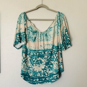 NWT Chaser Short Sleeve Criss Strap Green Cream Floral Top Size Medium